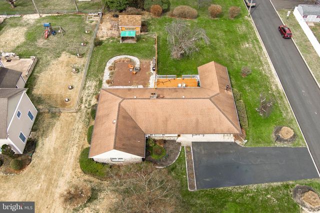 190 NEW RD, Southampton, PA 18966