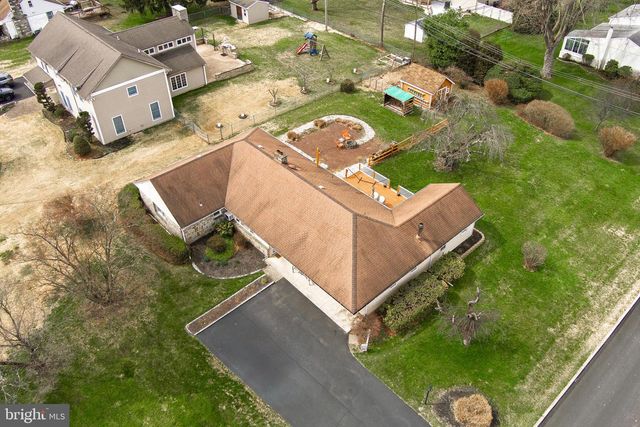 190 NEW RD, Southampton, PA 18966