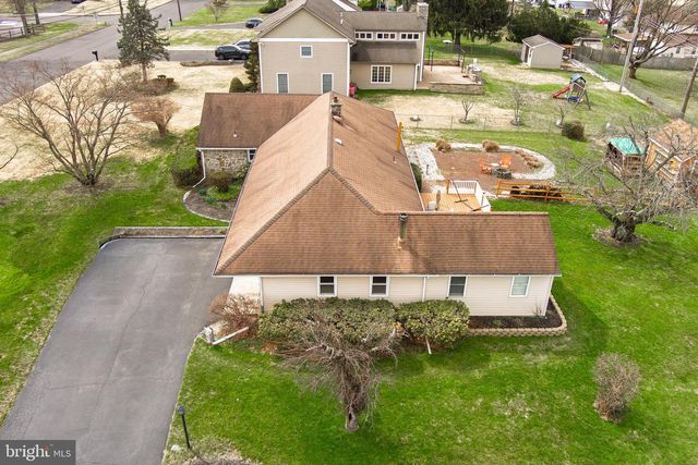 190 NEW RD, Southampton, PA 18966