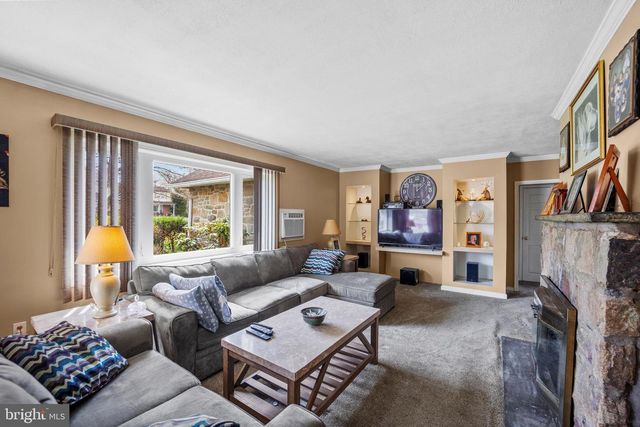 190 NEW RD, Southampton, PA 18966