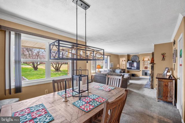 190 NEW RD, Southampton, PA 18966