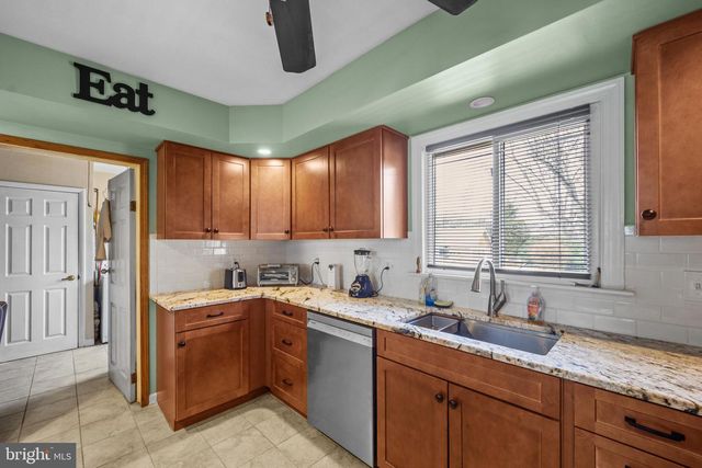 190 NEW RD, Southampton, PA 18966