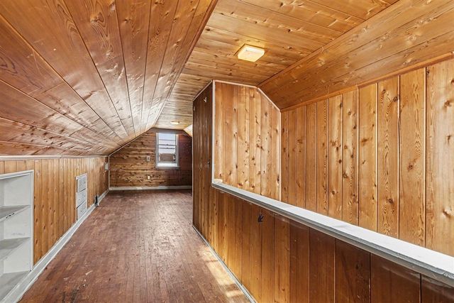 2928 Lafayette Circle, Lansing, MI 48906