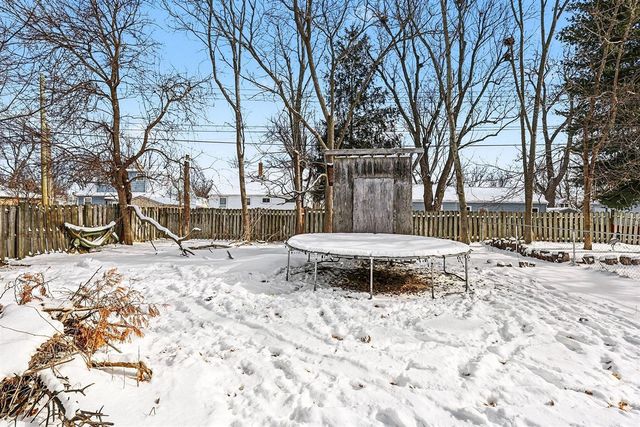 2928 Lafayette Circle, Lansing, MI 48906