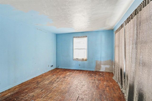 2928 Lafayette Circle, Lansing, MI 48906