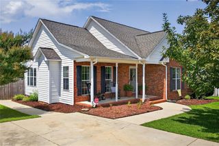 609 Clover Court, Burlington, NC 27217