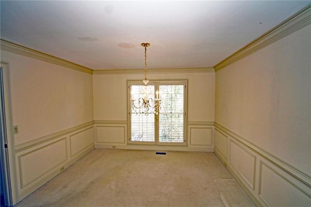 2070 Shallowford Park Manor, Roswell, GA 30075