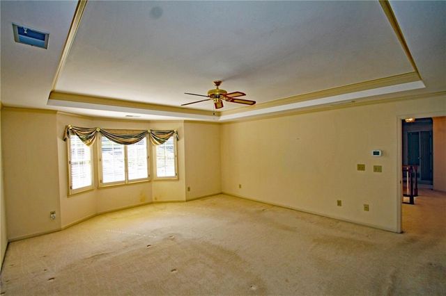 2070 Shallowford Park Manor, Roswell, GA 30075