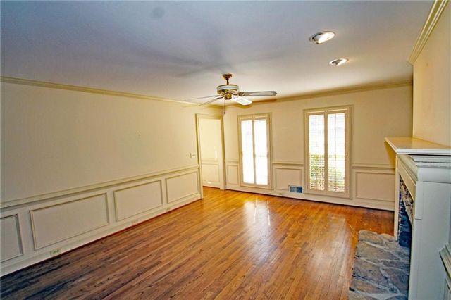 2070 Shallowford Park Manor, Roswell, GA 30075