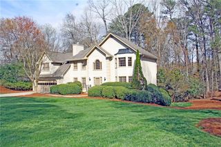 2070 Shallowford Park Manor, Roswell, GA 30075