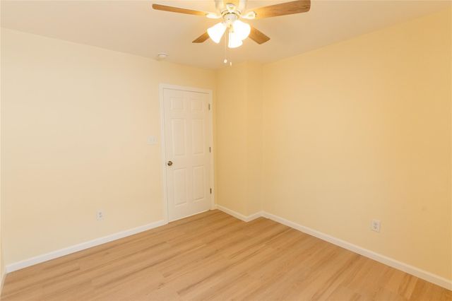 4425 7th Street, Bacliff, TX 77518