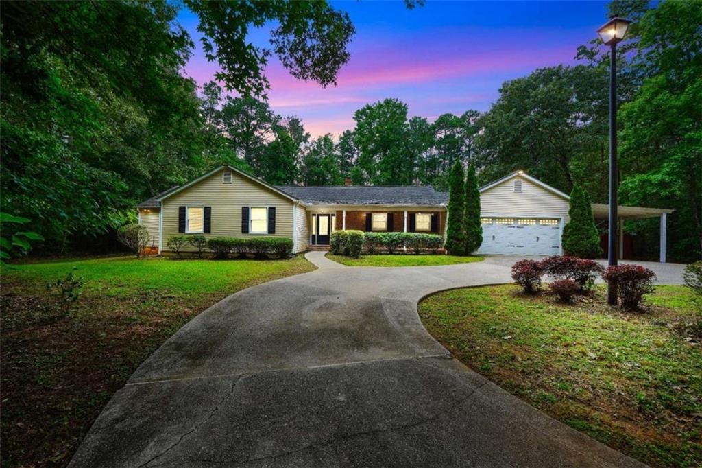 280 W Knight W Road, Mcdonough, GA 30252