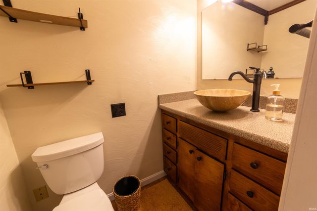 2233 Folsomville Road, Boonville, IN 47601