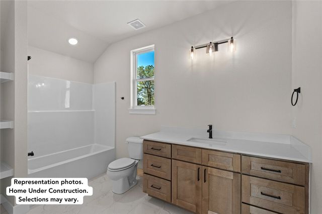 3104 W Geneva Street, Rogers, AR 72758
