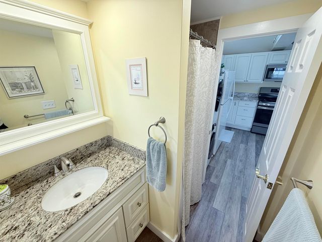 3 Bay Rd Unit 5, Sanbornton, NH 03269