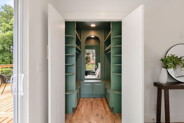 3036 Hillside Rd, Nashville, TN 37207