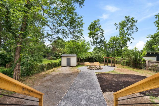 3036 Hillside Rd, Nashville, TN 37207
