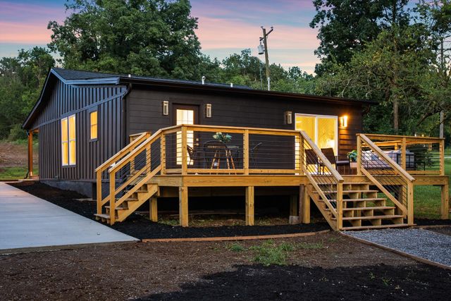 3036 Hillside Rd, Nashville, TN 37207