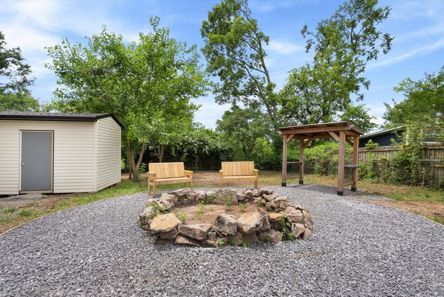 3036 Hillside Rd, Nashville, TN 37207