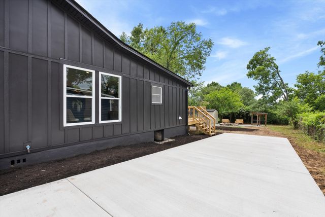 3036 Hillside Rd, Nashville, TN 37207
