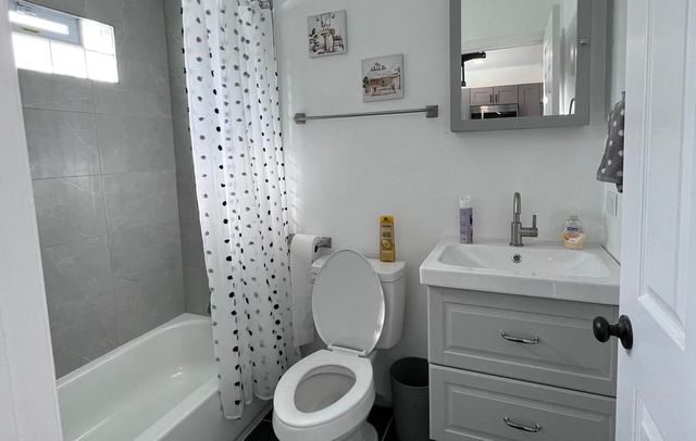 4358 N Oak Park Avenue, Harwood Heights, IL 60706