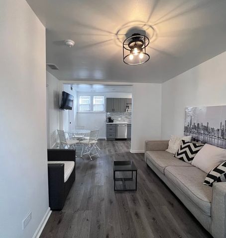 4358 N Oak Park Avenue, Harwood Heights, IL 60706