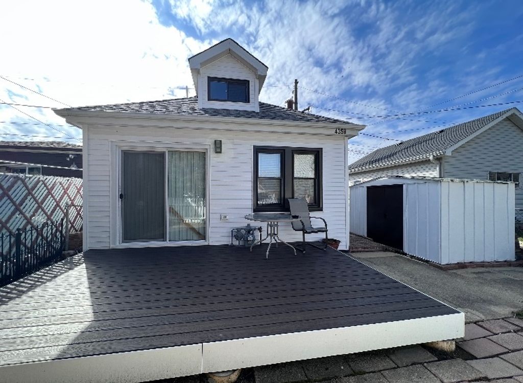 4358 N Oak Park Avenue, Harwood Heights, IL 60706