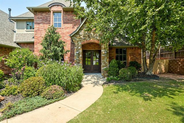 1301 Autumn Creek Drive, Edmond, OK 73003