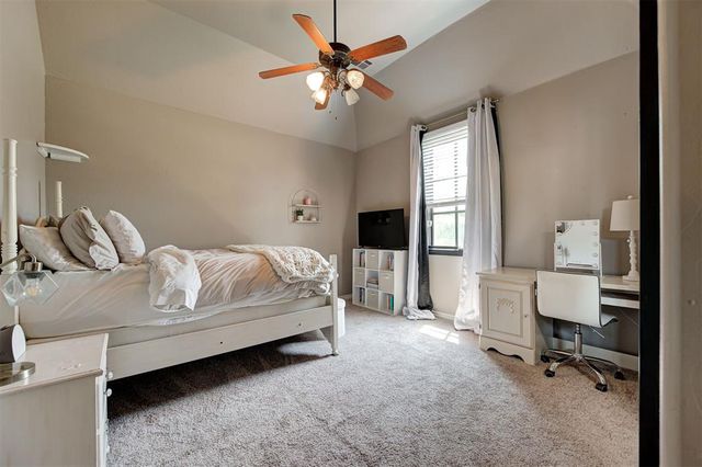 1301 Autumn Creek Drive, Edmond, OK 73003