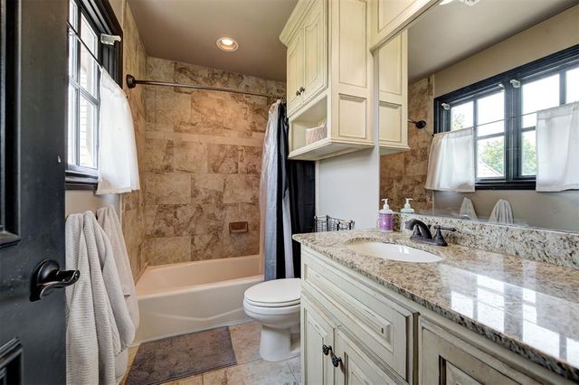 1301 Autumn Creek Drive, Edmond, OK 73003