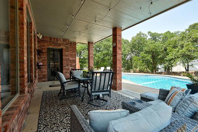 1301 Autumn Creek Drive, Edmond, OK 73003