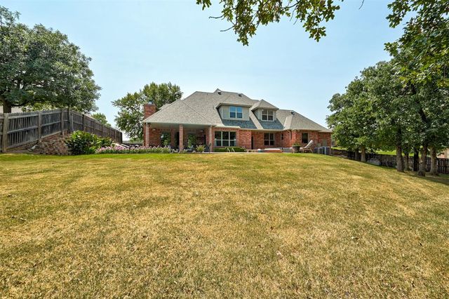 1301 Autumn Creek Drive, Edmond, OK 73003