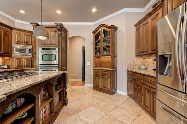 1301 Autumn Creek Drive, Edmond, OK 73003