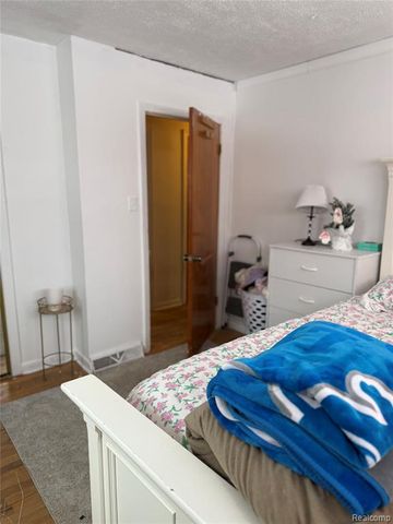 766 Louisa Street, Mount Morris, MI 48458