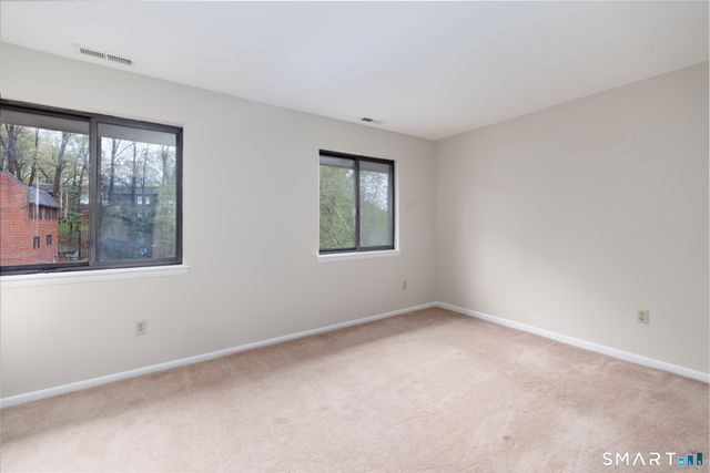 550 Darling Street 42B, Southington, CT 06489