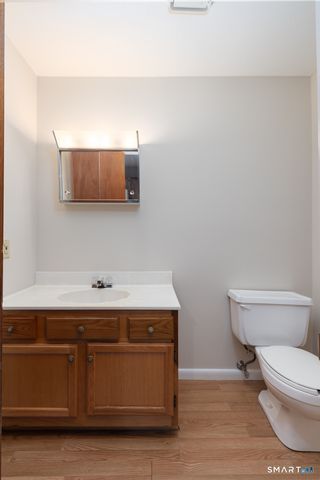 550 Darling Street 42B, Southington, CT 06489