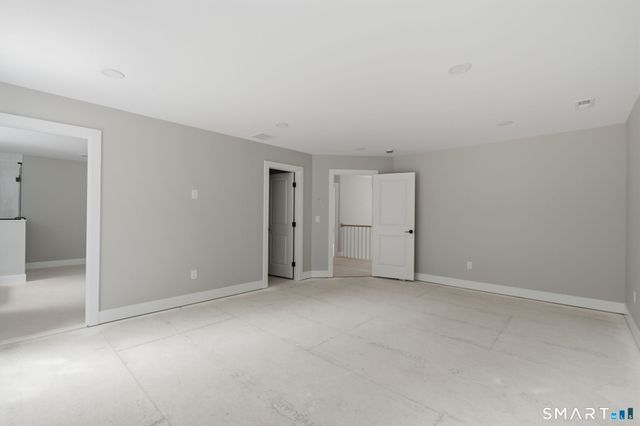 495 Wickham Road, Glastonbury, CT 06033
