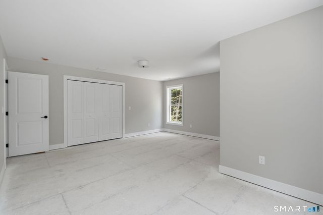 495 Wickham Road, Glastonbury, CT 06033