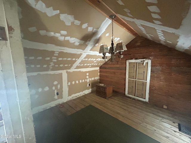 919 Bradford Hill Road, Crown Point, NY 12928