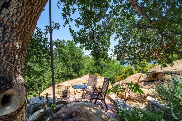 8500 Val Verde Drive, West Hills, CA 91304