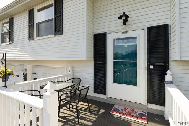 4053 Winterpark Drive, Clay, NY 13090