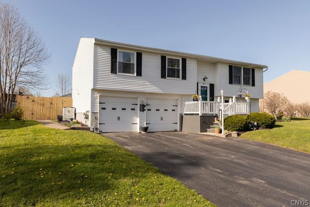 4053 Winterpark Drive, Clay, NY 13090