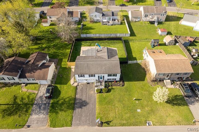 4053 Winterpark Drive, Clay, NY 13090