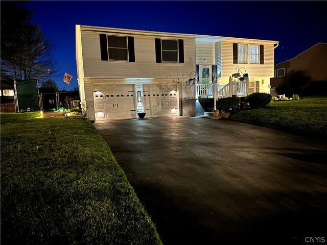 4053 Winterpark Drive, Clay, NY 13090