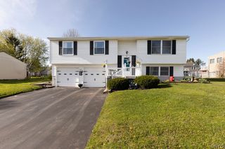 4053 Winterpark Drive, Clay, NY 13090