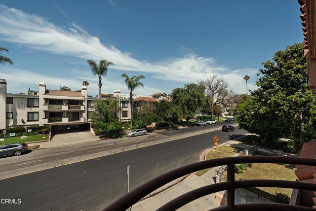 4310 Whitsett Avenue 1, Studio City, CA 91604