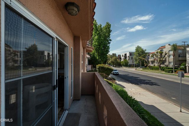 4310 Whitsett Avenue 1, Studio City, CA 91604