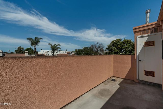 4310 Whitsett Avenue 1, Studio City, CA 91604
