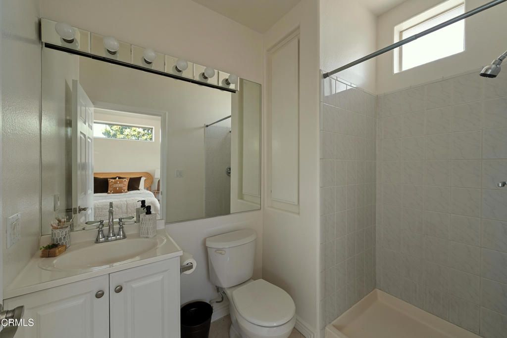 Image 17 of property listing at 4310 Whitsett Avenue 1, Studio City, CA 91604