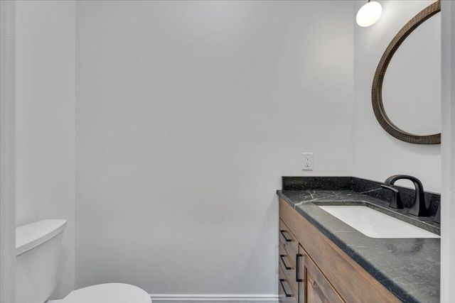 40 Kings WAY, Wirtz, VA 24184